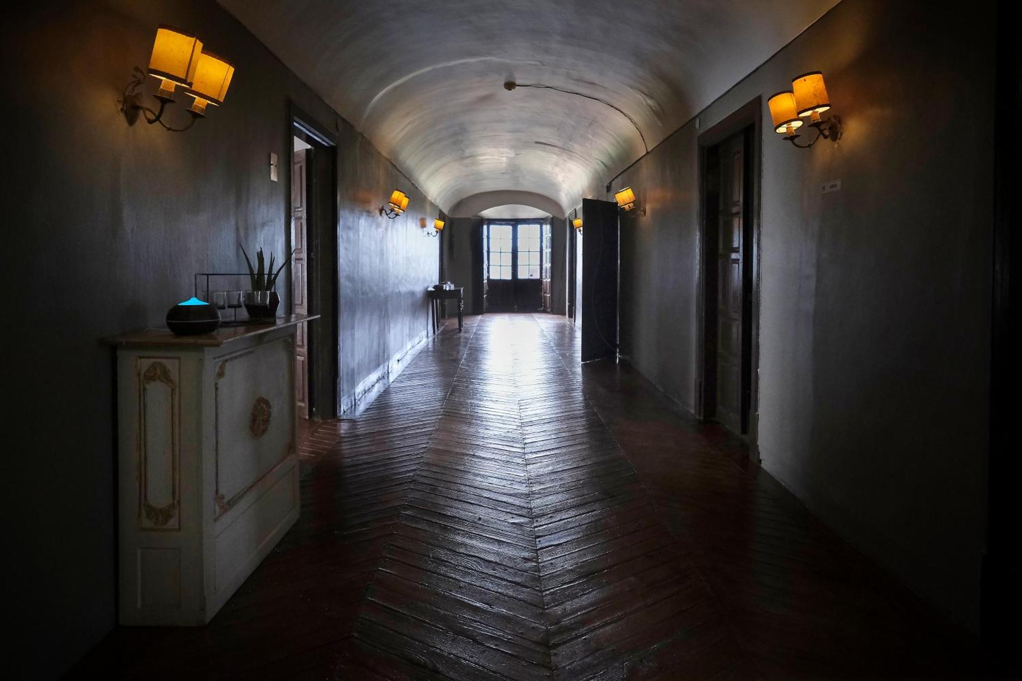 Casa Rural Palacio Conde De Aldana Con Piscina Entre Encinares Y Dehesas Terradillos Exterior foto